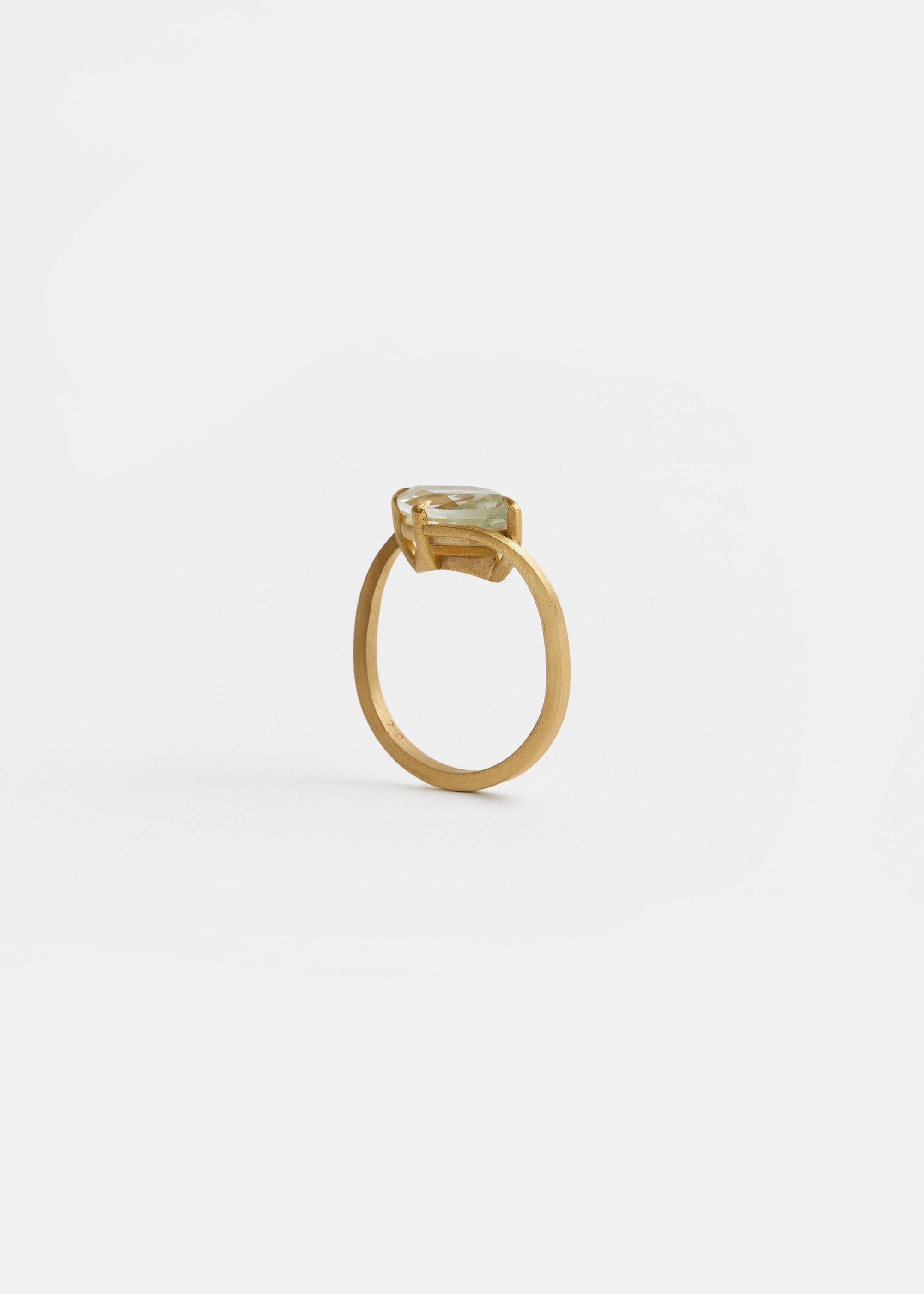 CAMELIA ring in brushed gold with natural prasiolite marquise cut by DALINDA